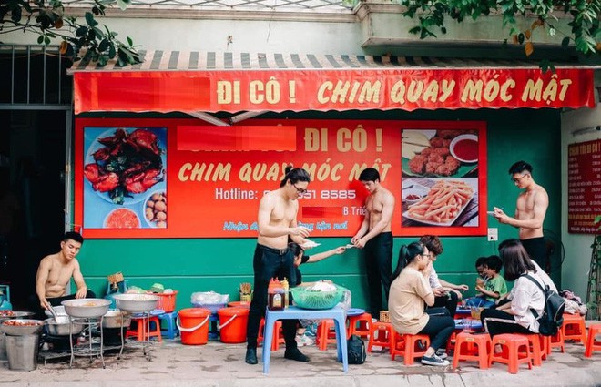 Dàn hotboy 6 múi ngực trần bưng bê đồ phục vụ thực khách bị cho nghỉ việc - Ảnh 1. Dàn hotboy 6 múi ngực trần bưng bê đồ phục vụ thực khách bị cho nghỉ việc - Ảnh 1.