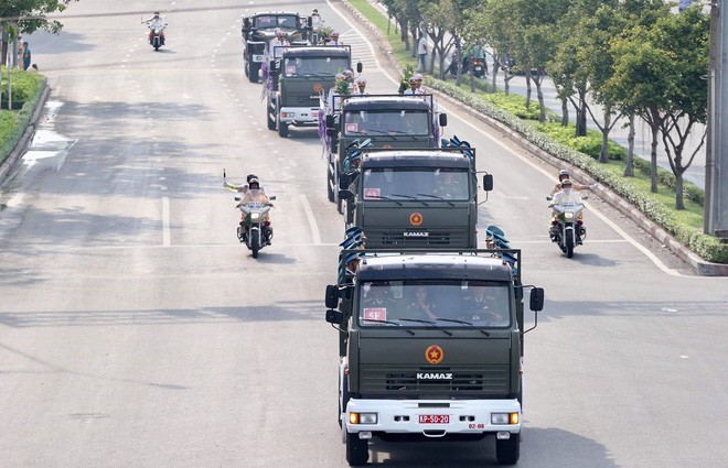 Lễ an táng cố Chủ tịch nước Lê Đức Anh ở TP Hồ Chí Minh - Ảnh 37. Lễ an táng cố Chủ tịch nước Lê Đức Anh ở TP Hồ Chí Minh - Ảnh 37.