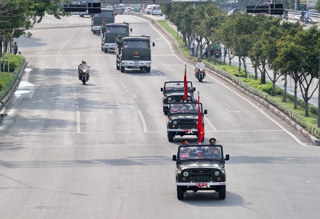 Lễ an táng cố Chủ tịch nước Lê Đức Anh ở TP Hồ Chí Minh - Ảnh 38. Lễ an táng cố Chủ tịch nước Lê Đức Anh ở TP Hồ Chí Minh - Ảnh 38.