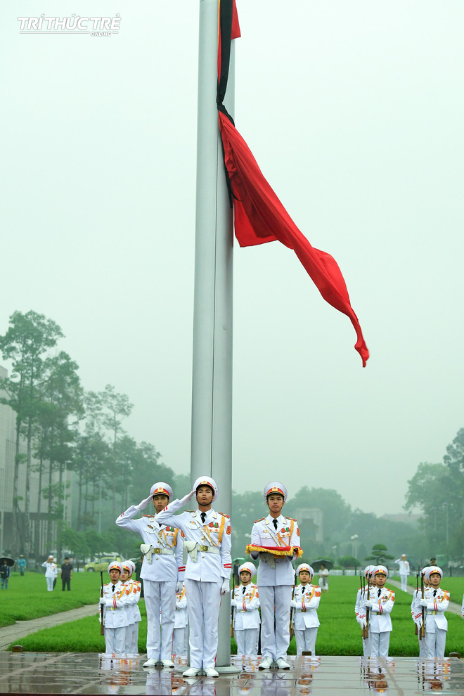Lễ viếng cố Chủ tịch nước Lê Đức Anh - Ảnh 5. Lễ viếng cố Chủ tịch nước Lê Đức Anh - Ảnh 5.