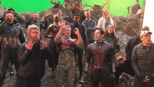 D&agrave;n cast Avengers h&aacute;t mừng sinh nhật Iron Man 11 tuổi: Ai cũng đ&aacute;ng y&ecirc;u, ri&ecirc;ng Thor lộ t&acirc;m hồn b&aacute;nh b&egrave;o hết sức - Ảnh 2.
