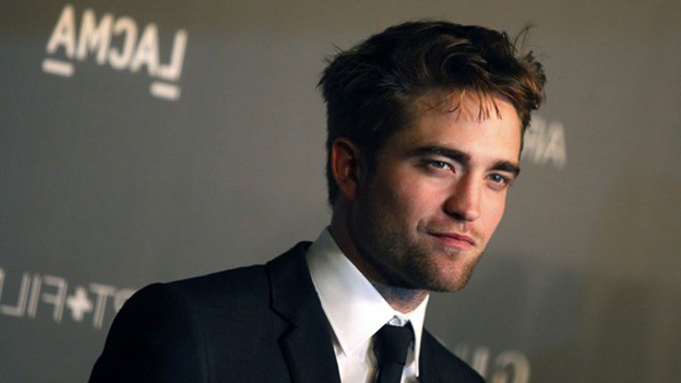 Chính thức: Người dơi mới của DC đã hiện nguyên hình ma cà rồng Robert Pattinson - Ảnh 4.