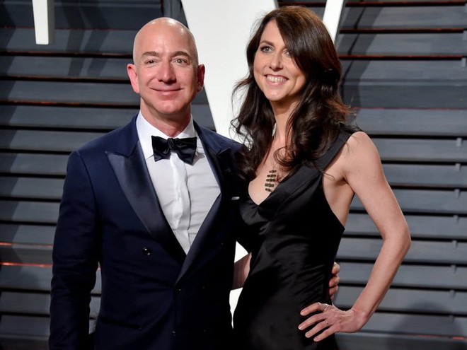 9 sự thật nổ não về sự giàu có tột cùng của CEO Amazon, Jeff Bezos - Ảnh 2.