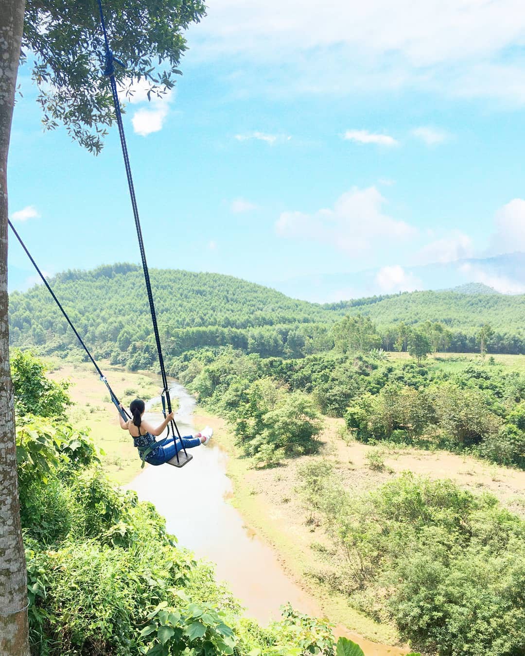 Cần gì đến Bali, tại Việt Nam cũng có xích đu gỗ view trọn thung lũng tha hồ cho bạn “thót tim” bay lượn! - Ảnh 14. Cần gì đến Bali, tại Việt Nam cũng có xích đu gỗ view trọn thung lũng tha hồ cho bạn “thót tim” bay lượn! - Ảnh 14.