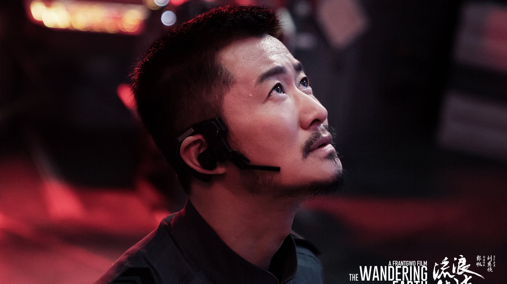 Lưu Lạc Địa Cầu:  Bom tấn ăn kh&aacute;ch nhất thế giới 2019 chỉ sau MARVEL, 10 điểm kỹ xảo 5 điểm nội dung - Ảnh 4.