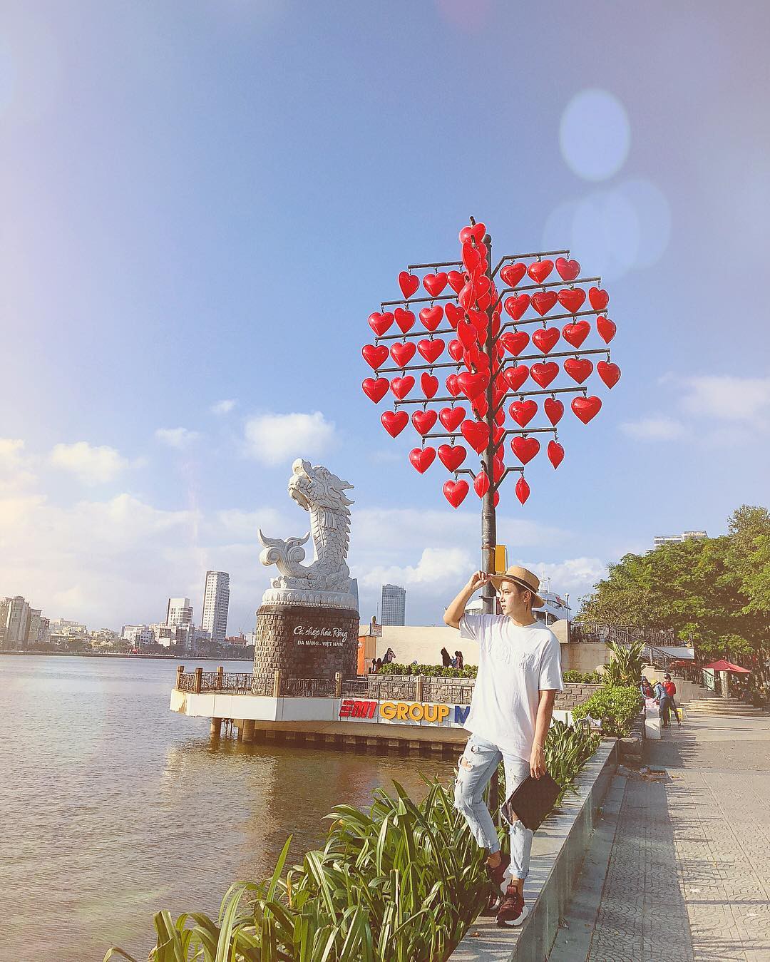 Chỉ với 2 tọa độ cực phẩm này, Đà Nẵng đích thị là “Singapore thu nhỏ” giữa lòng Việt Nam chứ đâu! - Ảnh 20. Chỉ với 2 tọa độ cực phẩm này, Đà Nẵng đích thị là “Singapore thu nhỏ” giữa lòng Việt Nam chứ đâu! - Ảnh 20.
