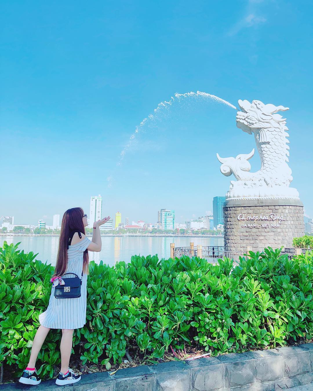 Chỉ với 2 tọa độ cực phẩm này, Đà Nẵng đích thị là “Singapore thu nhỏ” giữa lòng Việt Nam chứ đâu! - Ảnh 15. Chỉ với 2 tọa độ cực phẩm này, Đà Nẵng đích thị là “Singapore thu nhỏ” giữa lòng Việt Nam chứ đâu! - Ảnh 15.