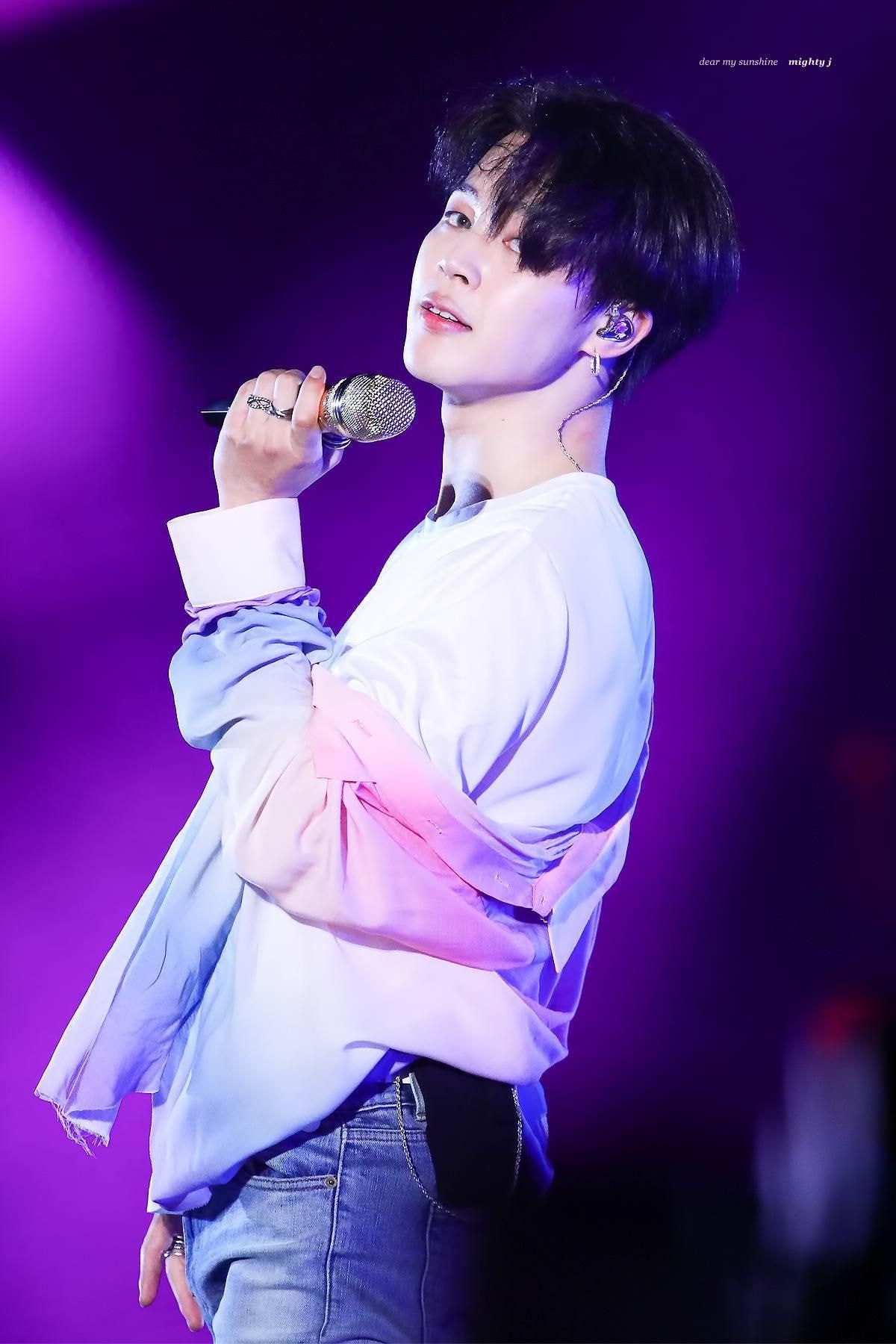 Để chất như nam thần Jimin BTS đừng bỏ qua các màu tóc này