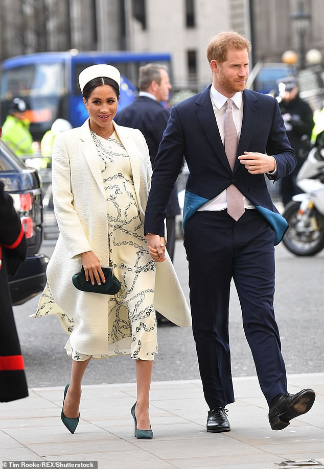 Cung điện hoàng gia xác nhận: Meghan đã sinh con đầu lòng, giới tính em bé nằm ngoài dự đoán của người hâm mộ - Ảnh 2.