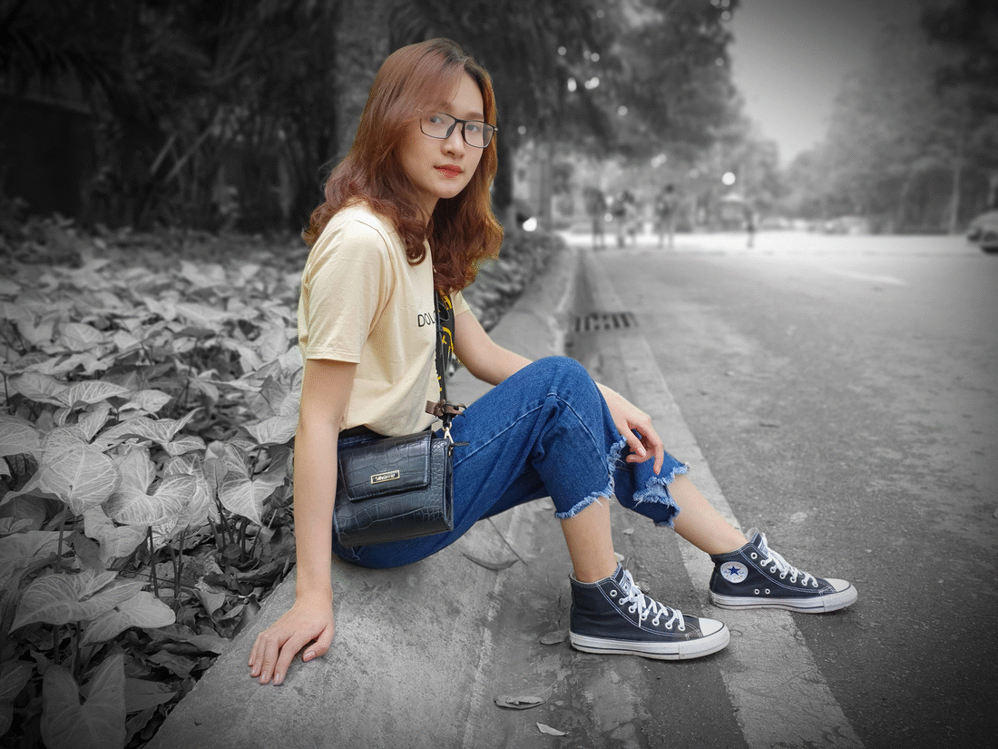 Thêm mắm muối vào bức ảnh chân dung với tính năng Color Point trên Galaxy S10 - Ảnh 1. Thêm mắm muối vào bức ảnh chân dung với tính năng Color Point trên Galaxy S10 - Ảnh 1.