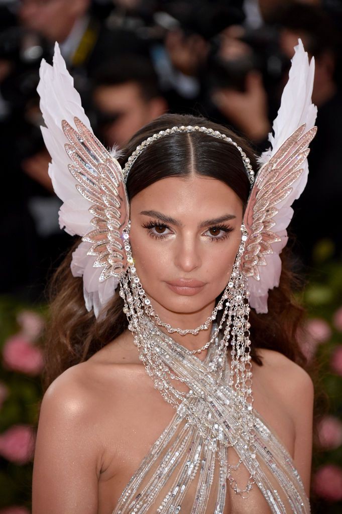 Nào chỉ có váy áo làm màu, Met Gala 2019 còn ngập tràn những khoảnh khắc beauty đẹp đến mộng mị - Ảnh 2.