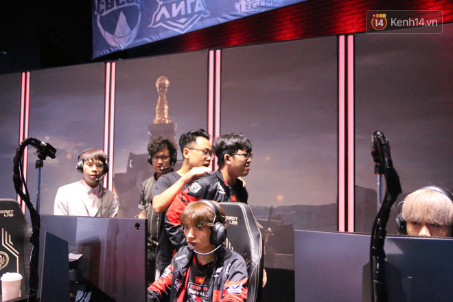 Game thủ của Phong Vũ Buffalo muốn đối đầu với thần tượng Faker, tuyên bố vẫn giữ nguyên mục tiêu lọt top 4 giải MSI 2019 - Ảnh 2. Game thủ của Phong Vũ Buffalo muốn đối đầu với thần tượng Faker, tuyên bố vẫn giữ nguyên mục tiêu lọt top 4 giải MSI 2019 - Ảnh 2.