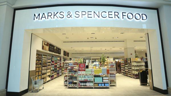 Marks & Spencer bị chỉ trích khi ra mắt loại sandwich cầu vồng dành riêng cho LGBT - Ảnh 1.