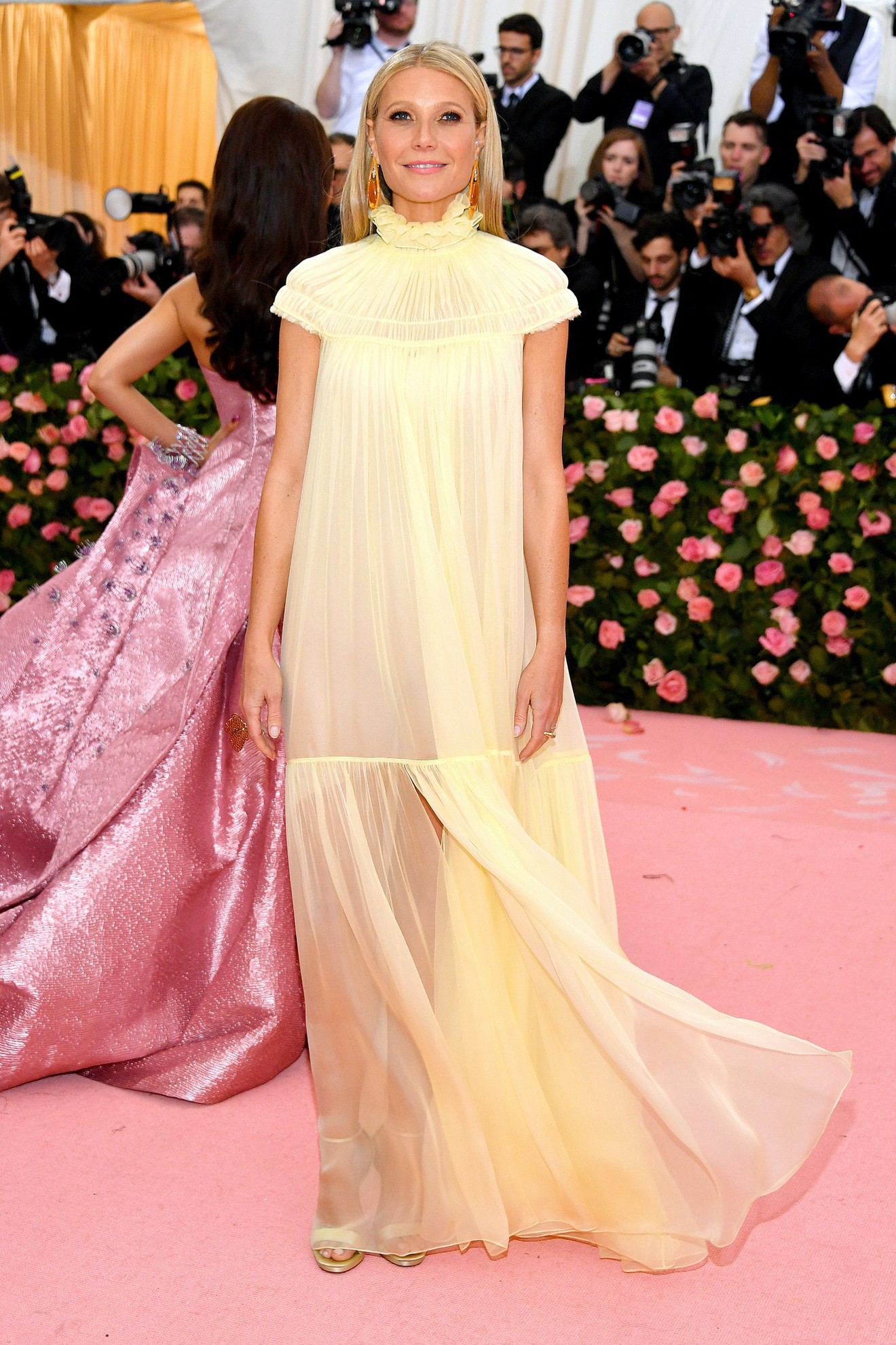 Met Gala 2019 (P2): Kylie và Kendall nổi nhất hội, Kim diện váy chảy nước ảo diệu nhưng bó nghẹt thở - Ảnh 19. Met Gala 2019 (P2): Kylie và Kendall nổi nhất hội, Kim diện váy chảy nước ảo diệu nhưng bó nghẹt thở - Ảnh 19.