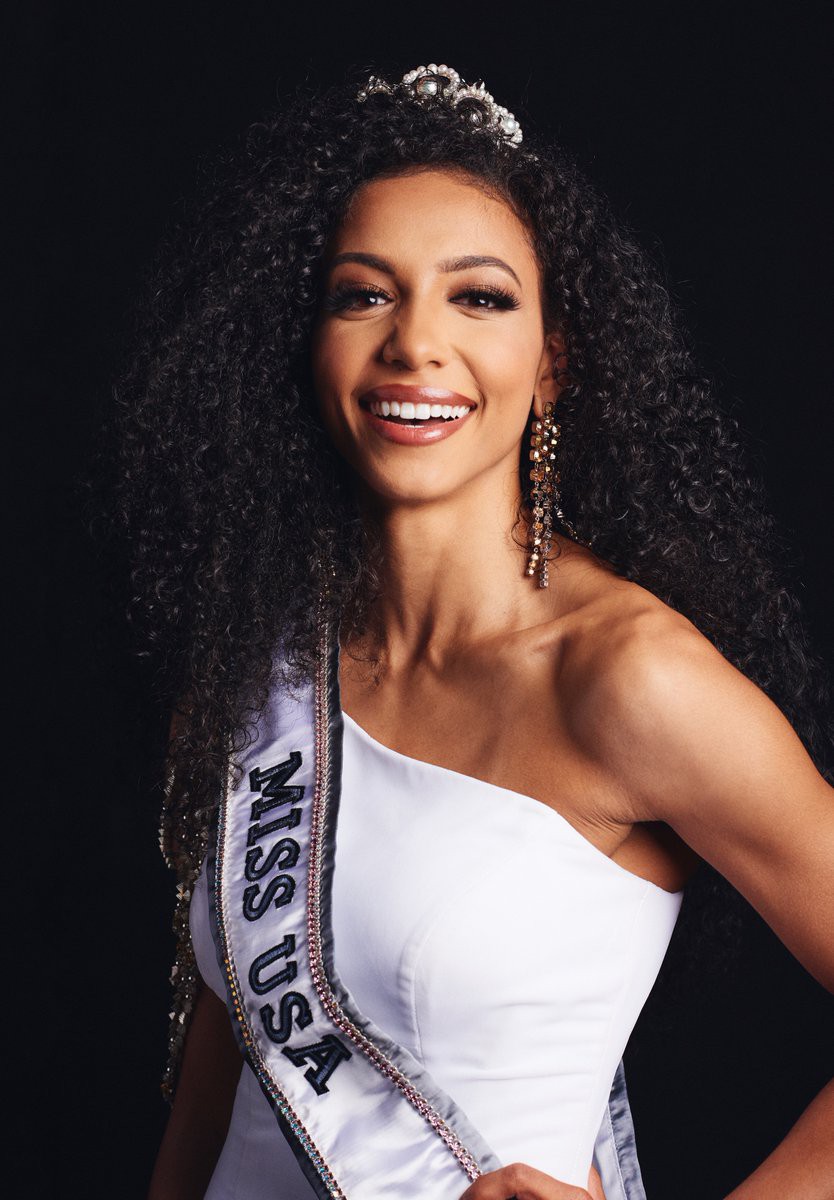Đối thủ Hoàng Thùy tại Miss Universe 2019: Từ cơ bụng 6 múi đến thành tích cực khủng đủ sức nuốt chửng bất cứ người đẹp nào! - Ảnh 6. Đối thủ Hoàng Thùy tại Miss Universe 2019: Từ cơ bụng 6 múi đến thành tích cực khủng đủ sức nuốt chửng bất cứ người đẹp nào! - Ảnh 6.