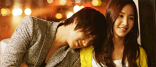 5 khoảnh khắc màn ảnh đẹp trai điếng người của Lee Min Ho: Số 3 hốt luôn bạn diễn về làm của riêng? - Ảnh 8.