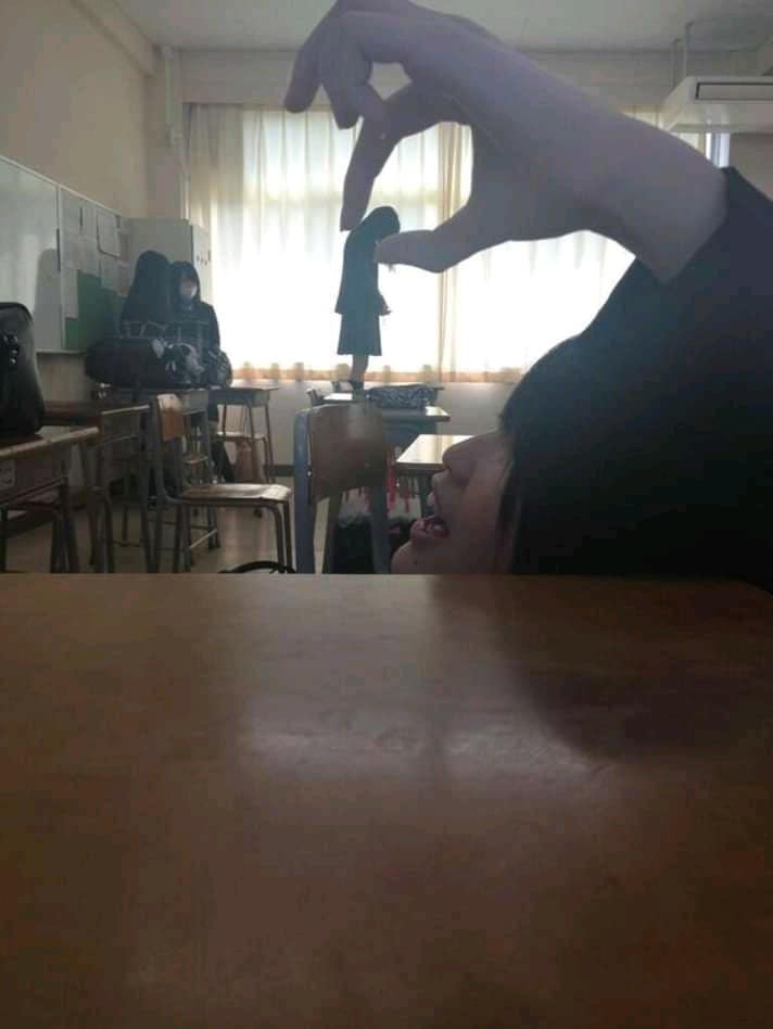 Những pha bày trò bá đạo chỉ học sinh mới có khiến ma quỷ cũng phải quỳ lạy tôn lên hàng đầu - Ảnh 15. Những pha bày trò bá đạo chỉ học sinh mới có khiến ma quỷ cũng phải quỳ lạy tôn lên hàng đầu - Ảnh 15.