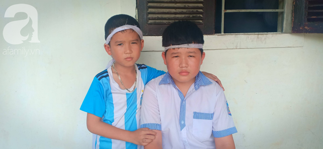 Bố mất chưa giỗ đầu thì mẹ cũng qua đời, hai đứa trẻ 6 và 13 tuổi sống côi cút, đói ăn bên bà ngoại già yếu - Ảnh 11.