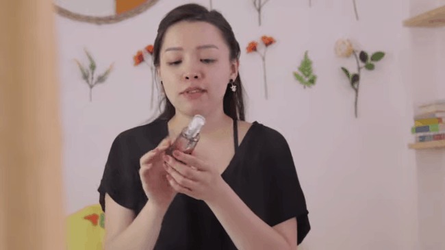 Beauty blogger Trinh Phạm gợi ý các sản phẩm chăm da lành tính trong kỳ bầu bí, không quên chia sẻ combo trị rạn cực hiệu quả - Ảnh 11.
