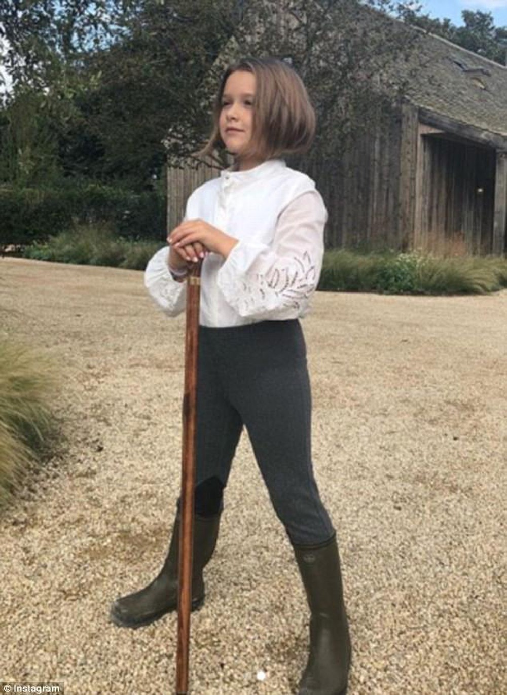 Hành trình nhan sắc 2 công chúa nhà sao hot nhất Hollywood: Harper Beckham xinh ra, Suri Cruise ngày càng bị dìm - Ảnh 12. Hành trình nhan sắc 2 công chúa nhà sao hot nhất Hollywood: Harper Beckham xinh ra, Suri Cruise ngày càng bị dìm - Ảnh 12.
