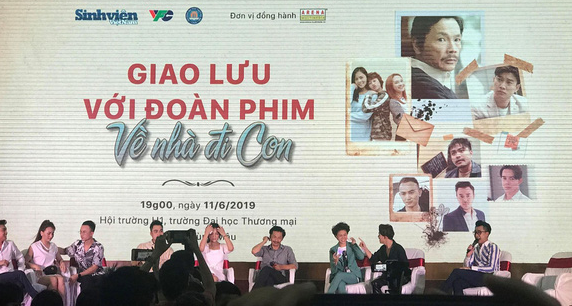 Ekip Về Nhà Đi Con giao lưu náo loạn cả hội trường: Sâu răng vì Bảo chăm sóc crush Ánh Dương cực mạnh! - Ảnh 14. Ekip Về Nhà Đi Con giao lưu náo loạn cả hội trường: Sâu răng vì Bảo chăm sóc crush Ánh Dương cực mạnh! - Ảnh 14.
