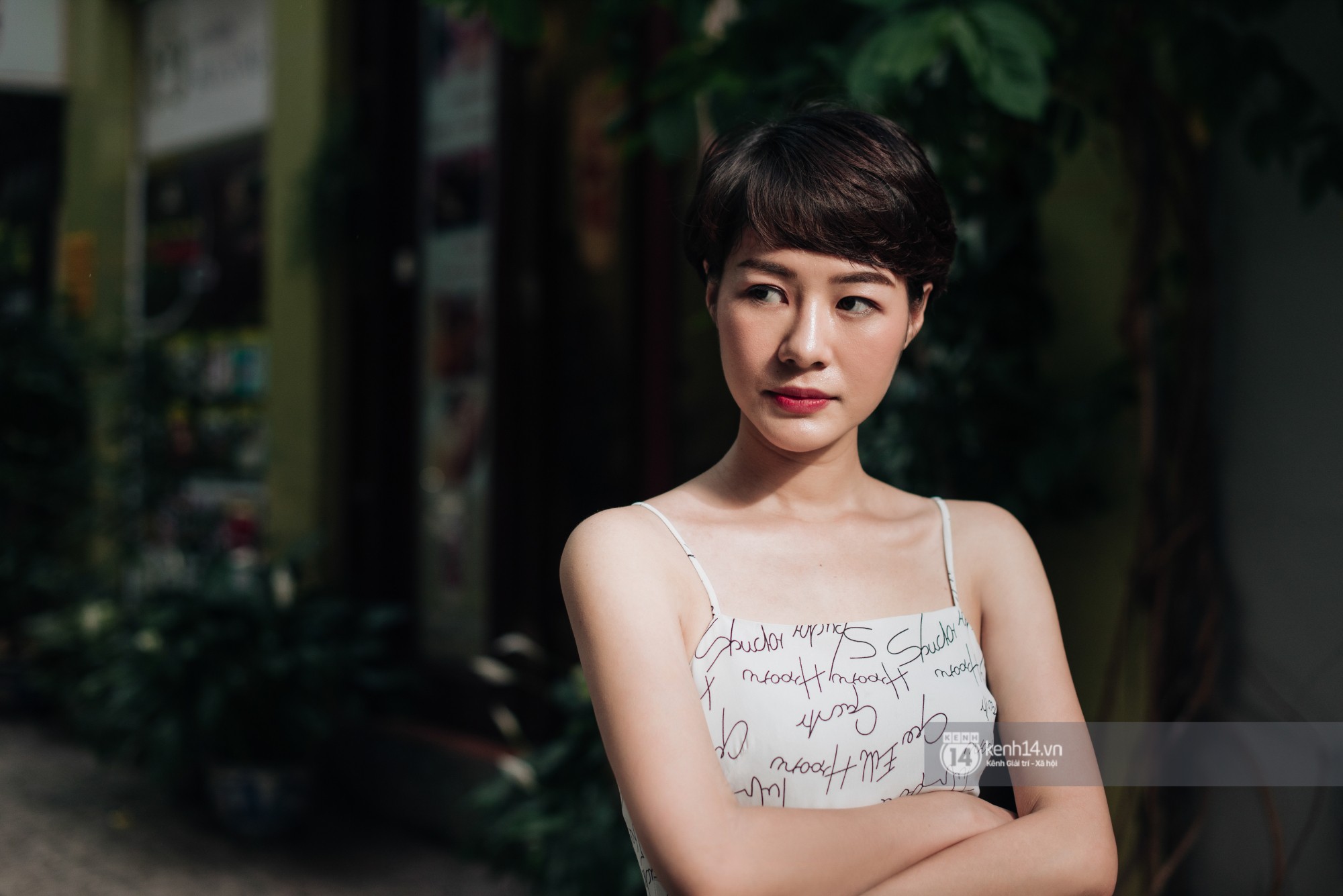 Kim Ngọc nói về màn đánh ghen cực sốt ở Về Nhà Đi Con: Uyên chỉ đánh tiếng với Huệ mà không hỏi sâu vì “mắt không thấy, tim không đau” - Ảnh 16. Kim Ngọc nói về màn đánh ghen cực sốt ở Về Nhà Đi Con: Uyên chỉ đánh tiếng với Huệ mà không hỏi sâu vì “mắt không thấy, tim không đau” - Ảnh 16.