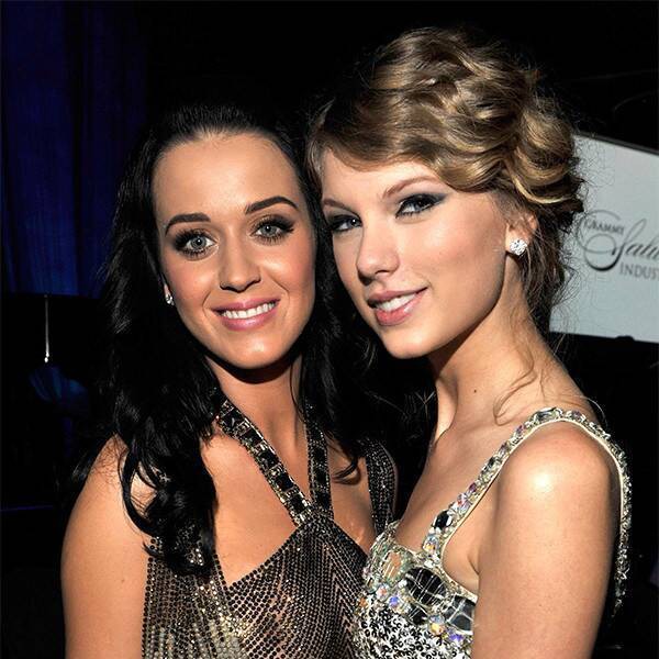 Nhờ dăm ba miếng bánh, Taylor Swift và Katy Perry đã chị em tay bắt mặt mừng lập lại hoà bình rồi đây này! - Ảnh 4.