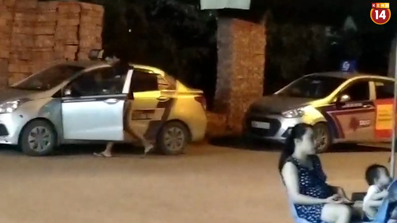 Clip: Thực trạng đáng báo động tại Hà Nội sau 1 tháng thực hiện cuộc vận động Đã uống rượu bia - không lái xe - Ảnh 5. Clip: Thực trạng đáng báo động tại Hà Nội sau 1 tháng thực hiện cuộc vận động Đã uống rượu bia - không lái xe - Ảnh 5.