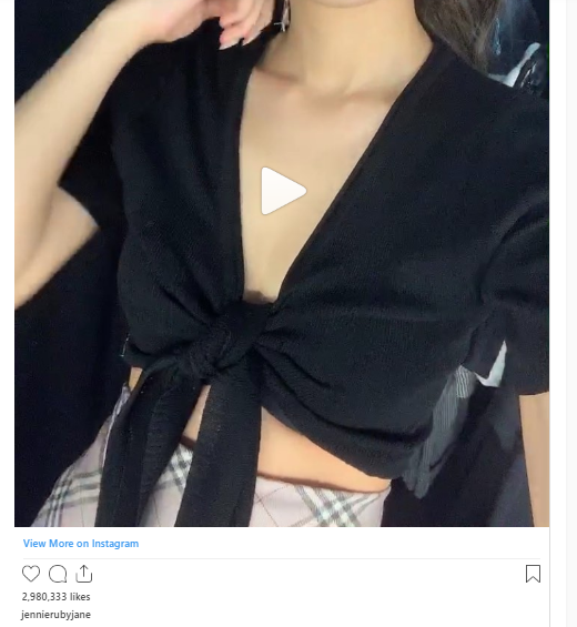 18 khoảnh khắc triệu like gây bão Instagram của Jennie: Bí quyết nằm ở body, 1 mỹ nhân đặc biệt được ưu ái lộ diện - Ảnh 18.