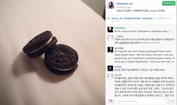 Điểm danh những lần thả th&iacute;nh nhau bằng đồ ăn của idol Kpop bị fan soi được - Ảnh 3.