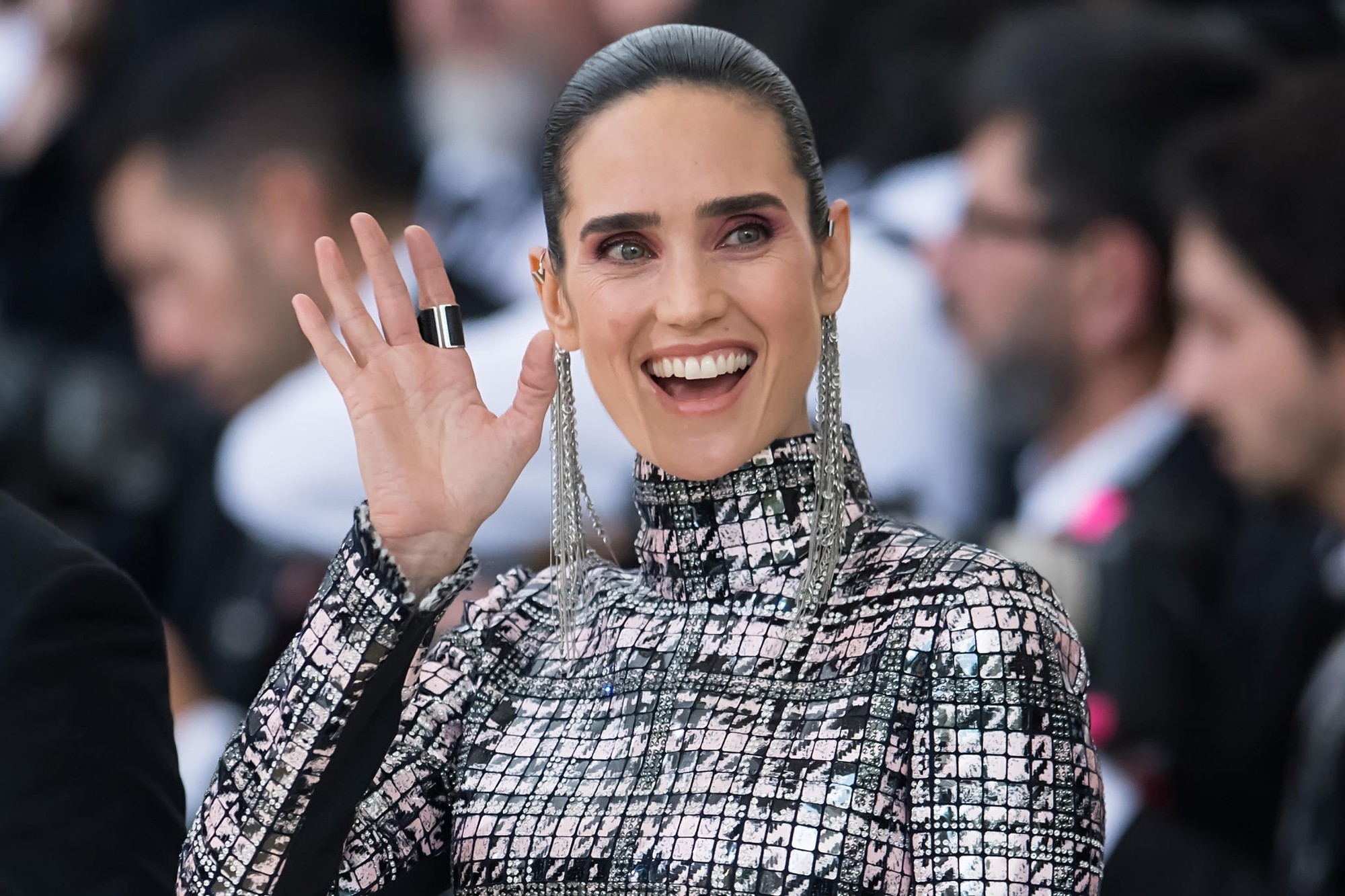 Sướng như 5 trai l&agrave;ng Marvel, người y&ecirc;u trong phim lẫn ngo&agrave;i đời đều c&oacute; nhan sắc lẫn t&agrave;i năng hơn người - Ảnh 24.