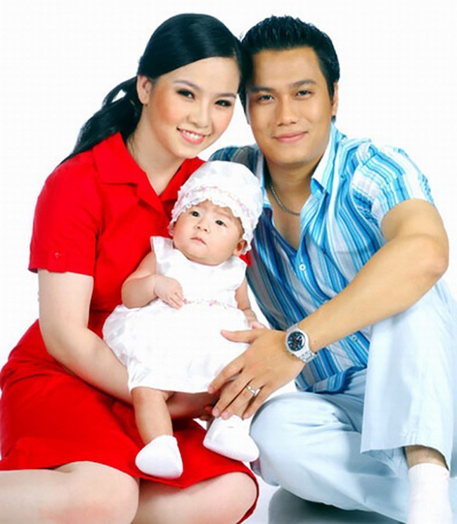 HOT: Bà xã Việt Anh xác nhận đã ly hôn sau gần 7 năm gắn bó - Ảnh 6.