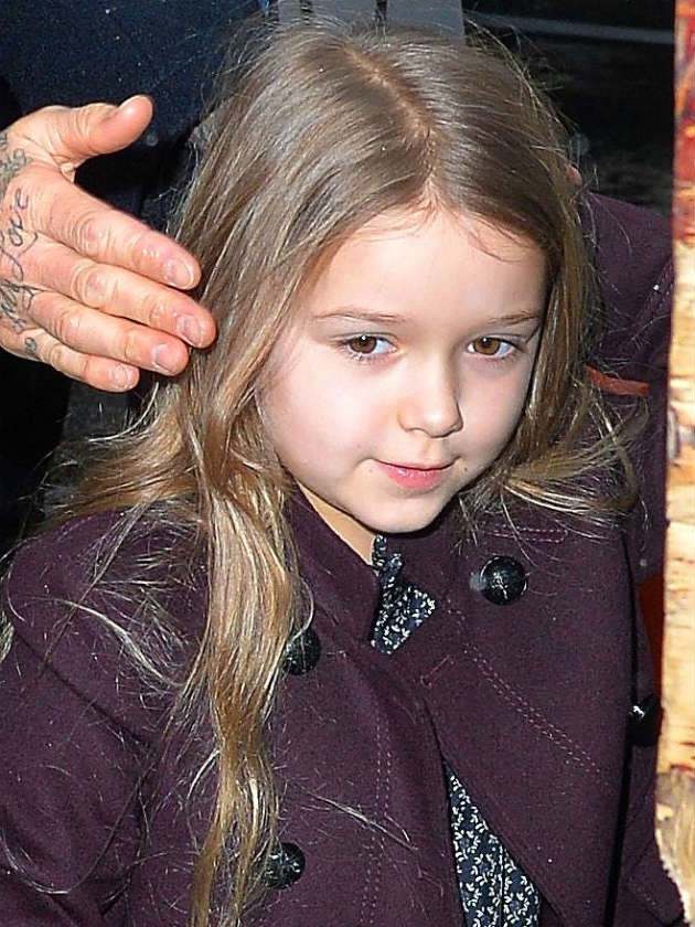 M&agrave;n dậy th&igrave; của d&agrave;n qu&yacute; tử v&agrave; &aacute;i nữ nh&agrave; David Beckham: Cậu cả g&acirc;y thất vọng, em &uacute;t Harper ng&agrave;y c&agrave;ng đ&aacute;ng gờm - Ảnh 29.