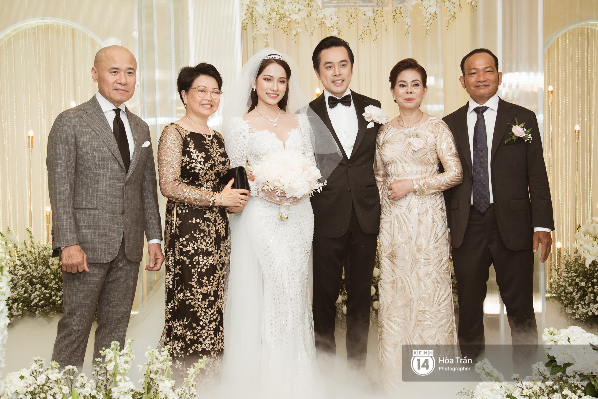 Noo Phước Thịnh, Trấn Thành cùng dàn nghệ sĩ đình đám Vbiz tề tựu tại đám cưới của Dương Khắc Linh - Ngọc Duyên - Ảnh 2.