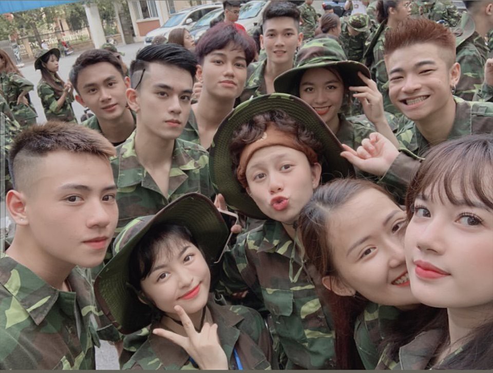 Đi học quân sự bỏ quên... lông mày ở nhà, Bảo Hân Về nhà đi con vẫn gây sốt với cả rổ biểu cảm cute khó cưỡng - Ảnh 5. Đi học quân sự bỏ quên... lông mày ở nhà, Bảo Hân Về nhà đi con vẫn gây sốt với cả rổ biểu cảm cute khó cưỡng - Ảnh 5.