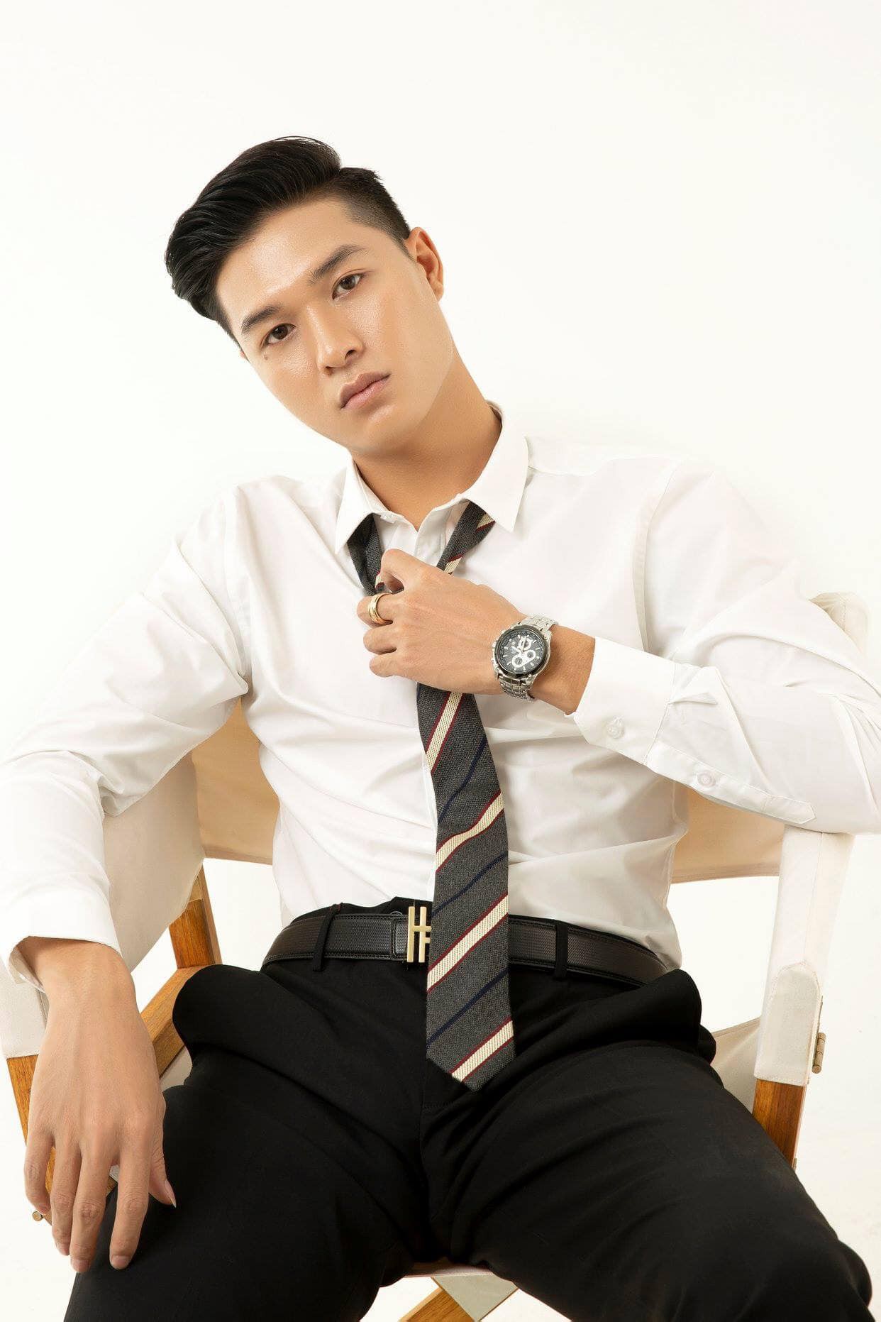 Hotboy l&agrave;ng game Li&ecirc;n Qu&acirc;n Mobile Việt - FL.Gấu: T&ocirc;i vẫn bị thay ra cho d&ugrave; đ&atilde; đ&aacute;nh rất tốt ở những v&aacute;n đấu trước đ&oacute;... - Ảnh 2.