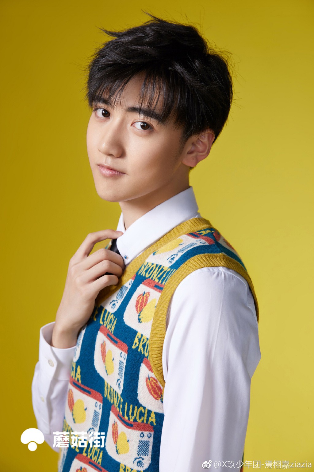 Boygroup mới hot nhất xứ Trung R1SE: Center bị JYP đánh đập, người như nam thần, kẻ gây tranh cãi vì visual quá thường - Ảnh 10. Boygroup mới hot nhất xứ Trung R1SE: Center bị JYP đánh đập, người như nam thần, kẻ gây tranh cãi vì visual quá thường - Ảnh 10.