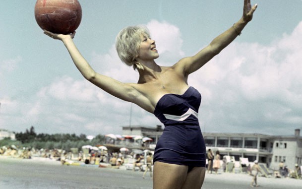 Kh&aacute;m ph&aacute; hoạt động giải tr&iacute; của người d&acirc;n Li&ecirc;n X&ocirc; trong m&ugrave;a h&egrave; - Ảnh 3.