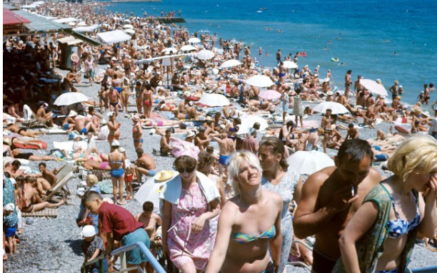 Kh&aacute;m ph&aacute; hoạt động giải tr&iacute; của người d&acirc;n Li&ecirc;n X&ocirc; trong m&ugrave;a h&egrave; - Ảnh 5.