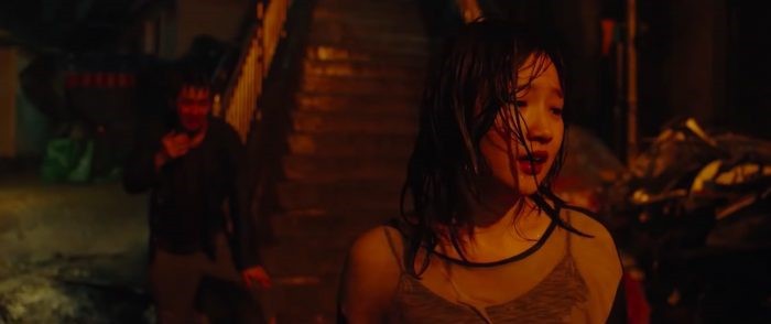 5 chi tiết quen thuộc được Bong Joon Ho cài vào Kí Sinh Trùng: Càng hiểu cặn kẽ, càng thấy rùng mình! - Ảnh 7. 5 chi tiết quen thuộc được Bong Joon Ho cài vào Kí Sinh Trùng: Càng hiểu cặn kẽ, càng thấy rùng mình! - Ảnh 7.