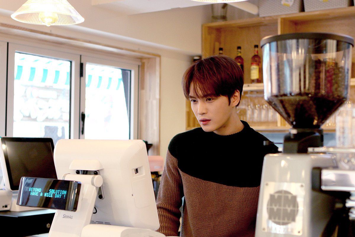 Jaejoong (JYJ) mở quán trà sữa ở Nhật, anh em bạn dì Heechul (Super Junior) cũng ghé ủng hộ - Ảnh 1. Jaejoong (JYJ) mở quán trà sữa ở Nhật, anh em bạn dì Heechul (Super Junior) cũng ghé ủng hộ - Ảnh 1.