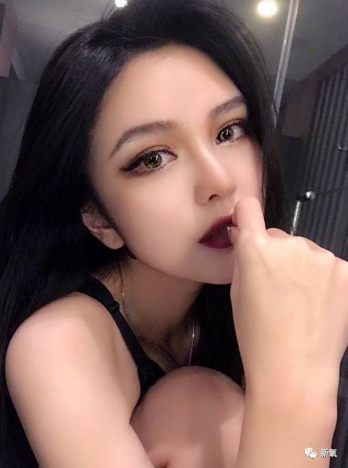 Hotgirl bị La Chí Tường cắm sừng: Ca dao kéo gây sốc, lột xác ngoạn mục nhờ body cực phẩm, vòng 1 xôi thịt - Ảnh 6.