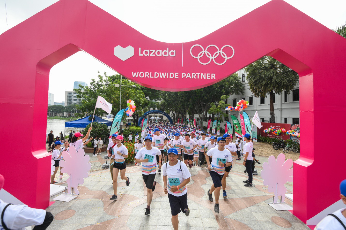 Lazada tổ chức Olympic Day Run, công bố là đối tác của Olympic trong 9