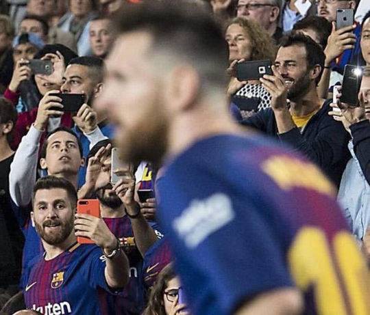 Lợi dụng vẻ ngoài như sinh đôi với Messi để đi lừa tình các cô gái trẻ, chàng trai bị chính quyền sờ gáy - Ảnh 1.