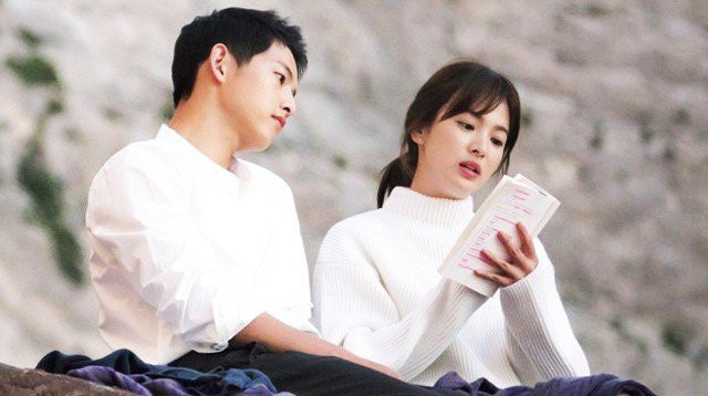 Từng nên duyên tại bãi biển thiên đường này, chẳng ai ngờ sau 1 năm 8 tháng Song Joong Ki và Song Hye Kyo đã chính thức đường ai nấy đi” - Ảnh 1.