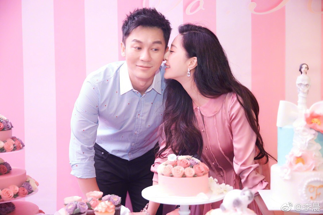 Phạm Băng Băng chịu tổn thương nặng nề vì Lý Thần cố tình lạnh nhạt, thậm chí cãi nhau to ngay trong công ty? - Ảnh 1. Phạm Băng Băng chịu tổn thương nặng nề vì Lý Thần cố tình lạnh nhạt, thậm chí cãi nhau to ngay trong công ty? - Ảnh 1.