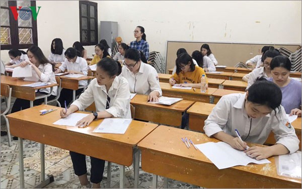 Gian lận thi cử vẫn còn đất sống ở kỳ thi THPT Quốc gia năm 2019? - Ảnh 1.