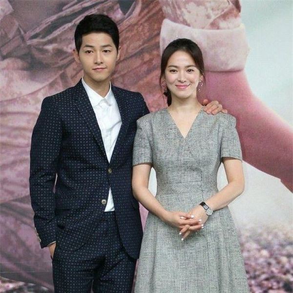 Giữa scandal ly hôn, tin nhắn cùng lời chia sẻ Cô con dâu xinh đẹp của gia đình tôi của bố Song Joong Ki gây bão - Ảnh 1.