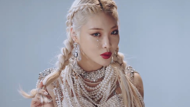 Với những lý do này, Chungha liệu có thể trở thành nữ hoàng solo thế hệ mới của Kpop? - Ảnh 4.