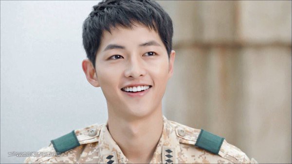 Từ Hậu Duệ Mặt Trời đến kẻ gánh lời nguyền ở Niên sử ký Arthdal: Song Joong Ki càng khẳng định diễn xuất vượt trội! - Ảnh 3.